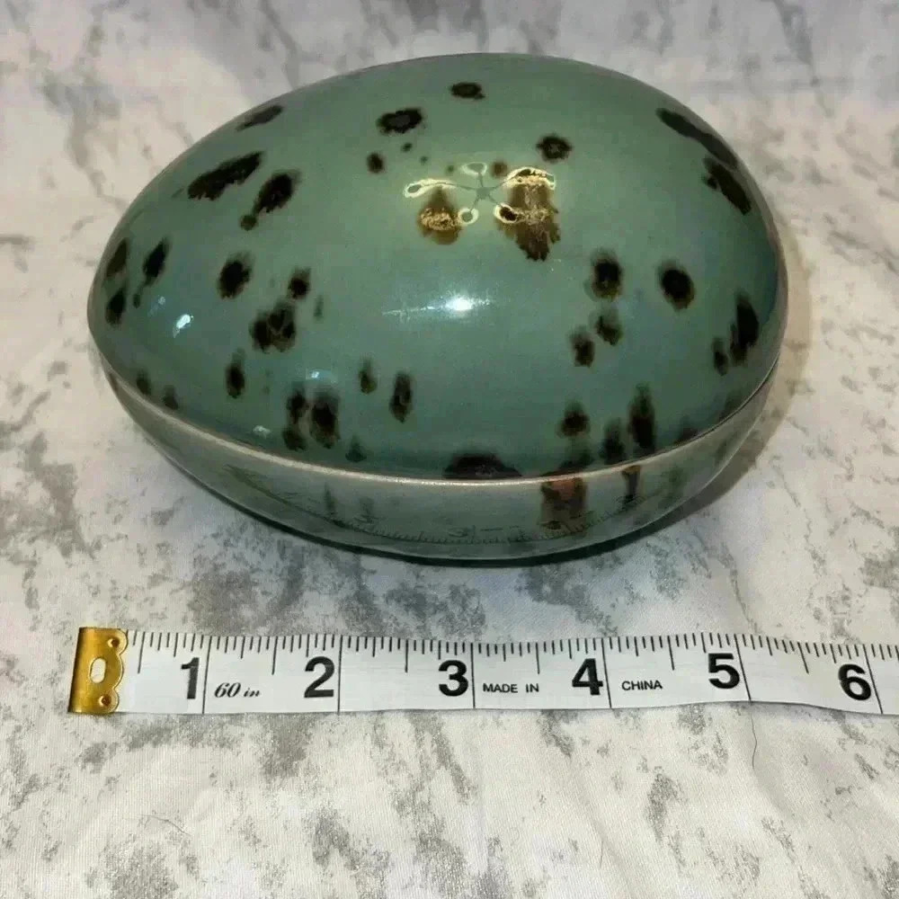 Vintage Green Spotted Easter Egg - Picture 4 of 4